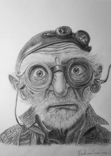 Ging hard joh!! Portret van een oude man met een bril en een hoofdlamp, met een verbaasde uitdrukking.